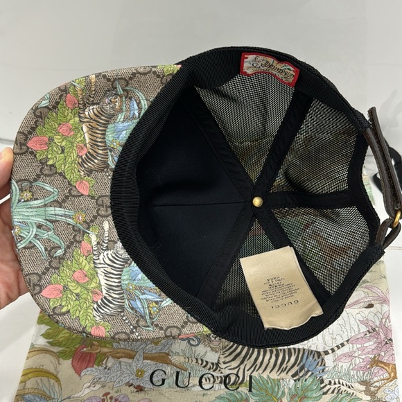 Gucci GG Supreme Tiger Trucker Hat - Picture 3 of 6